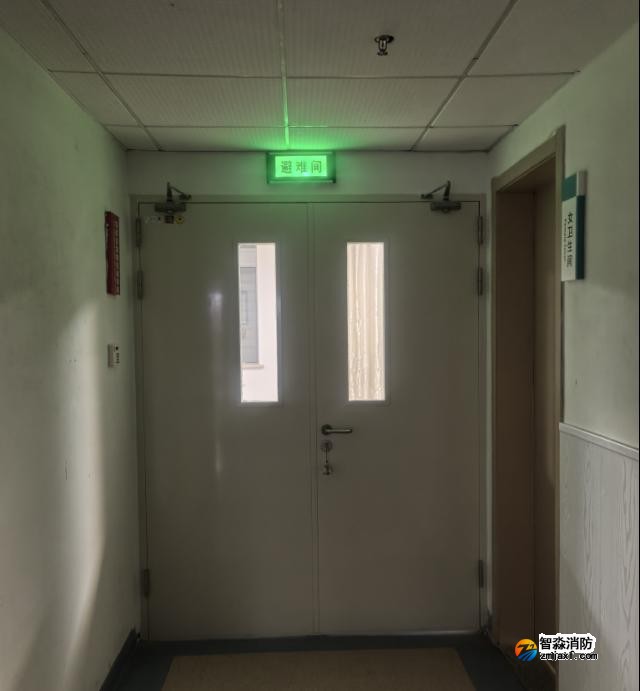 避難層、避難間未設置明顯指示標識